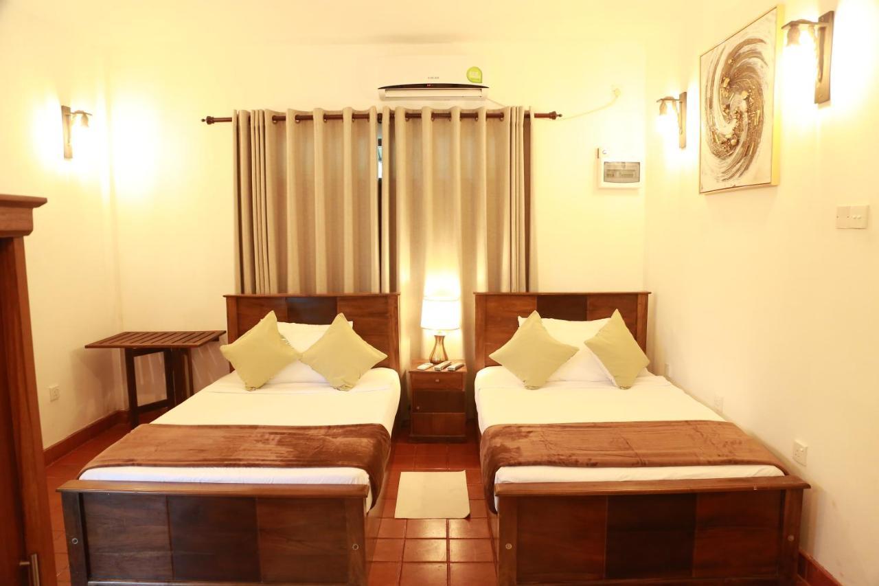 Tepraas Sigiriya Hotel Екстериор снимка