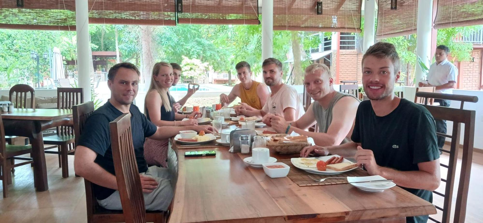 Tepraas Sigiriya Hotel Екстериор снимка
